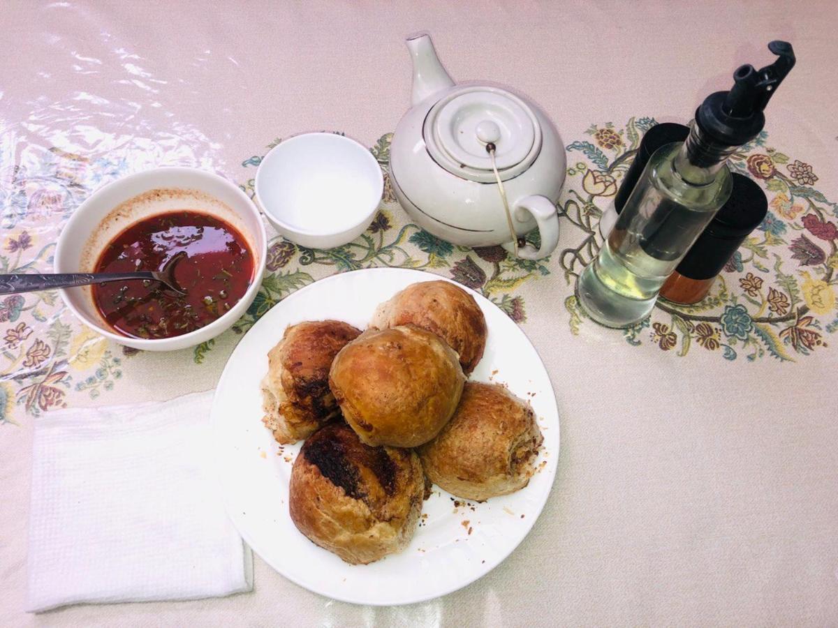 One Global Family Guest House 撒马尔罕 外观 照片